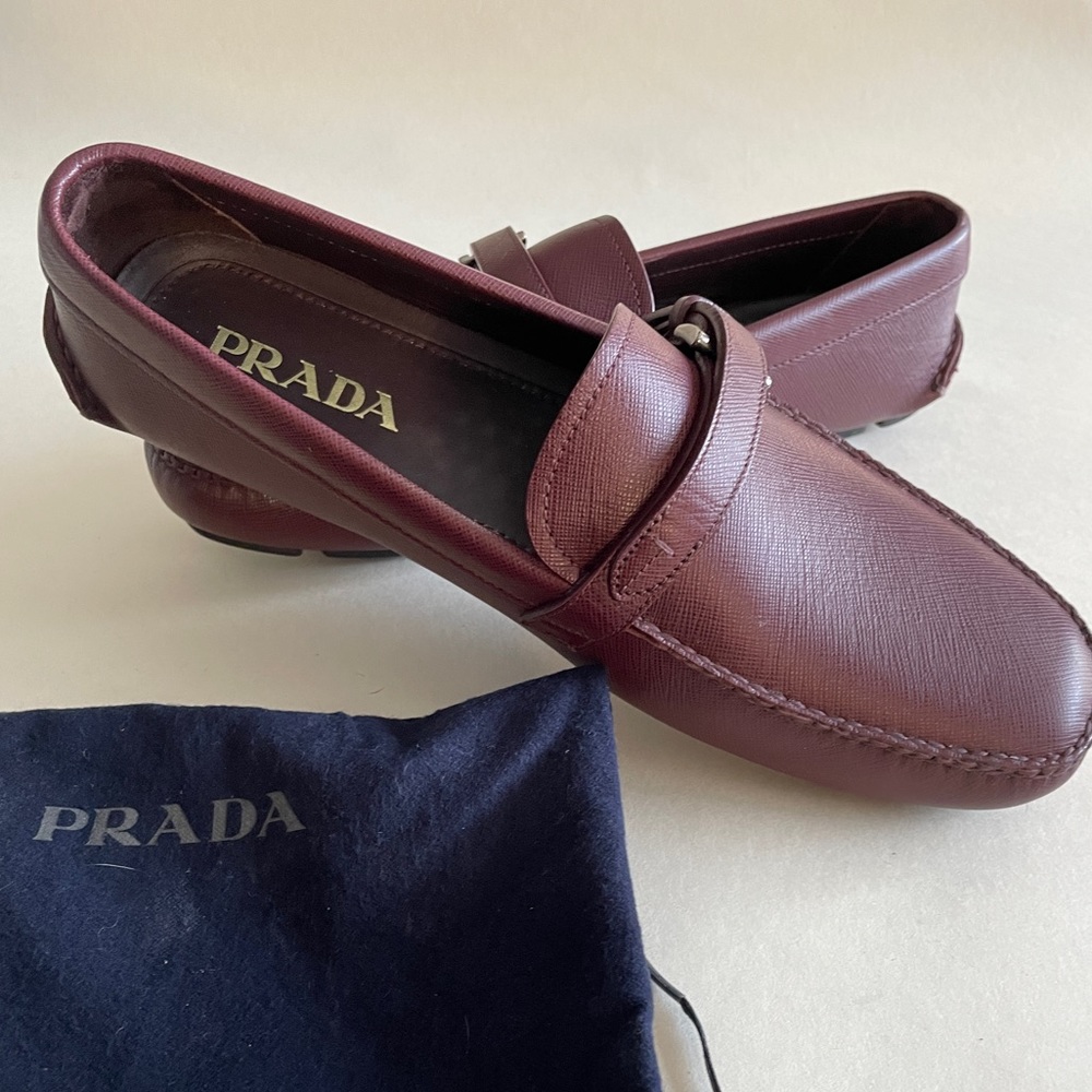 Prada Saffiano Burgandy drivers / loafers